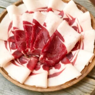 【秋田マタギの至宝】極上月の輪熊を味わう「月鍋」の魅力